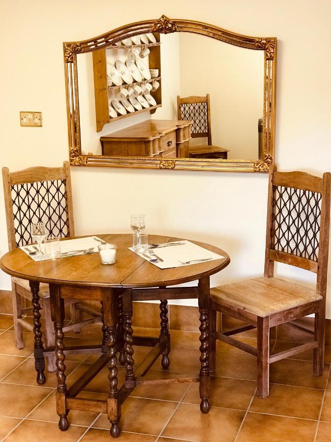 Charming Hen Cottage Countryside Retreat Lincoln Newball Esterno foto