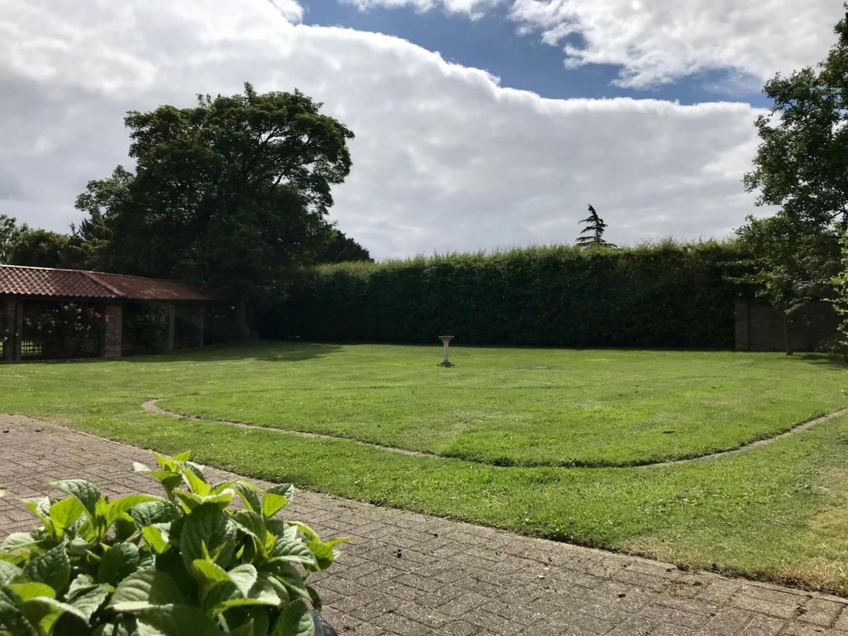 Charming Hen Cottage Countryside Retreat Lincoln Newball Esterno foto