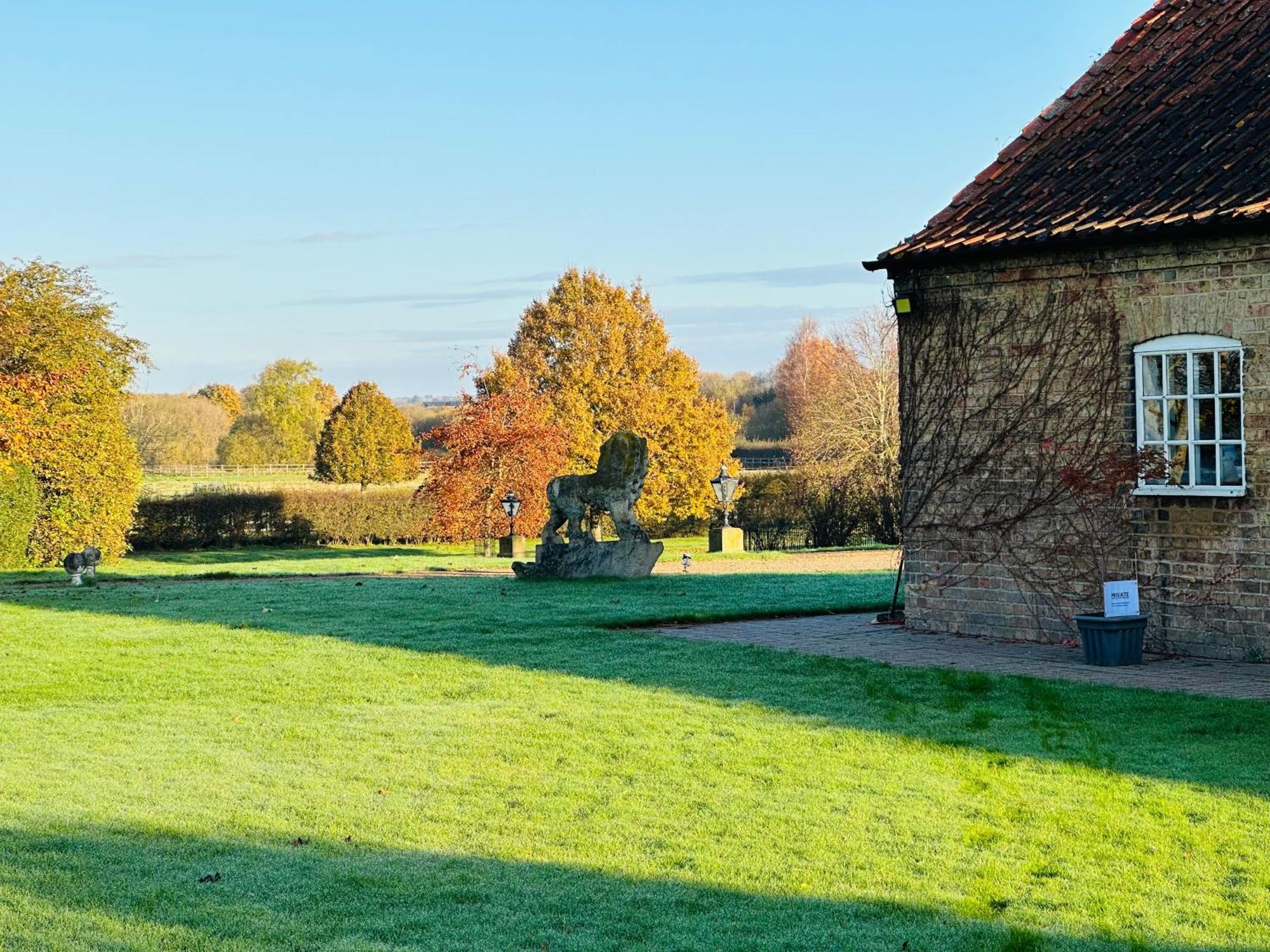 Charming Hen Cottage Countryside Retreat Lincoln Newball Esterno foto